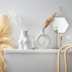 Vase LOOP IV -Noël Décorer Magasin 1000337872 220225 021 MOOD DETAILS P000000001000337872 mood