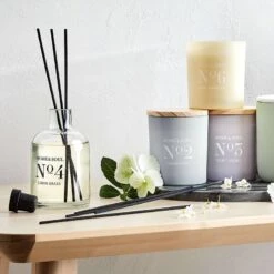 Bougie Parfumée Vanilla HOME& SOUL -Noël Décorer Magasin 1000338586 230822 022 MOOD DETAILS P000000001000338586 mood