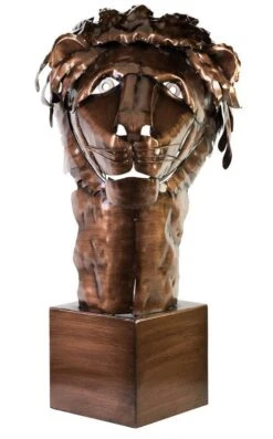 Sculpture Moderne Guardian Of The Palace