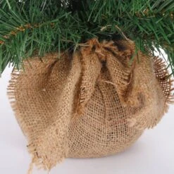 Sapin De Noël Avec Toile De Jute Alpine -Noël Décorer Magasin bb7a480af83745f292181b9223c31a0d