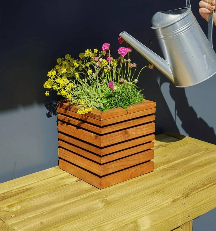 Bac à Fleurs Carré - 4,2 L - LIGN Z 2 Bac à Fleurs Carré - 4,2 L - LIGN Z – Image 2